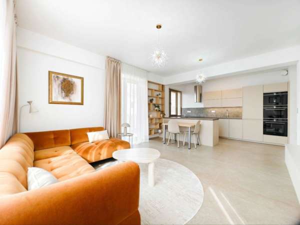 3-IZBOVÝ BYT V HISTORICKOM CENTRE KOŠÍC | BAŠTOVÁ ULICA | 2x TERASA | GARÁŽ