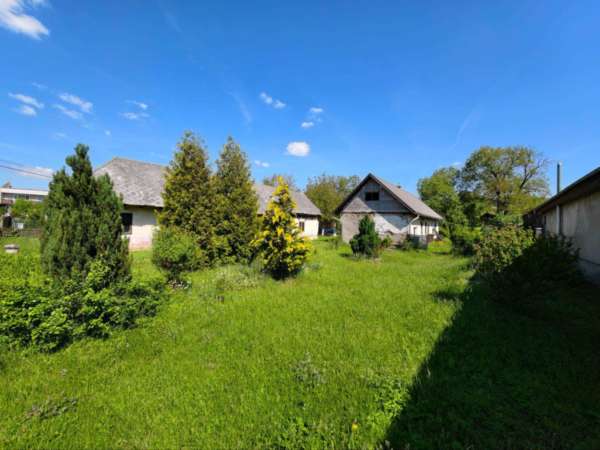 STAVEBNÝ POZEMOK 1 512 m² S ROD. DOMOM V OBCI KALŠA, KOŠICE – OKOLIE