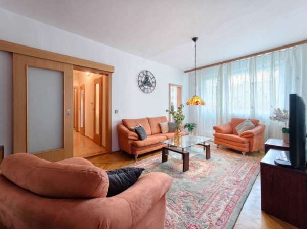 Prenájom 3-izbový byt s loggiou, Košice – Západ, TERASA, ulica Výstavby